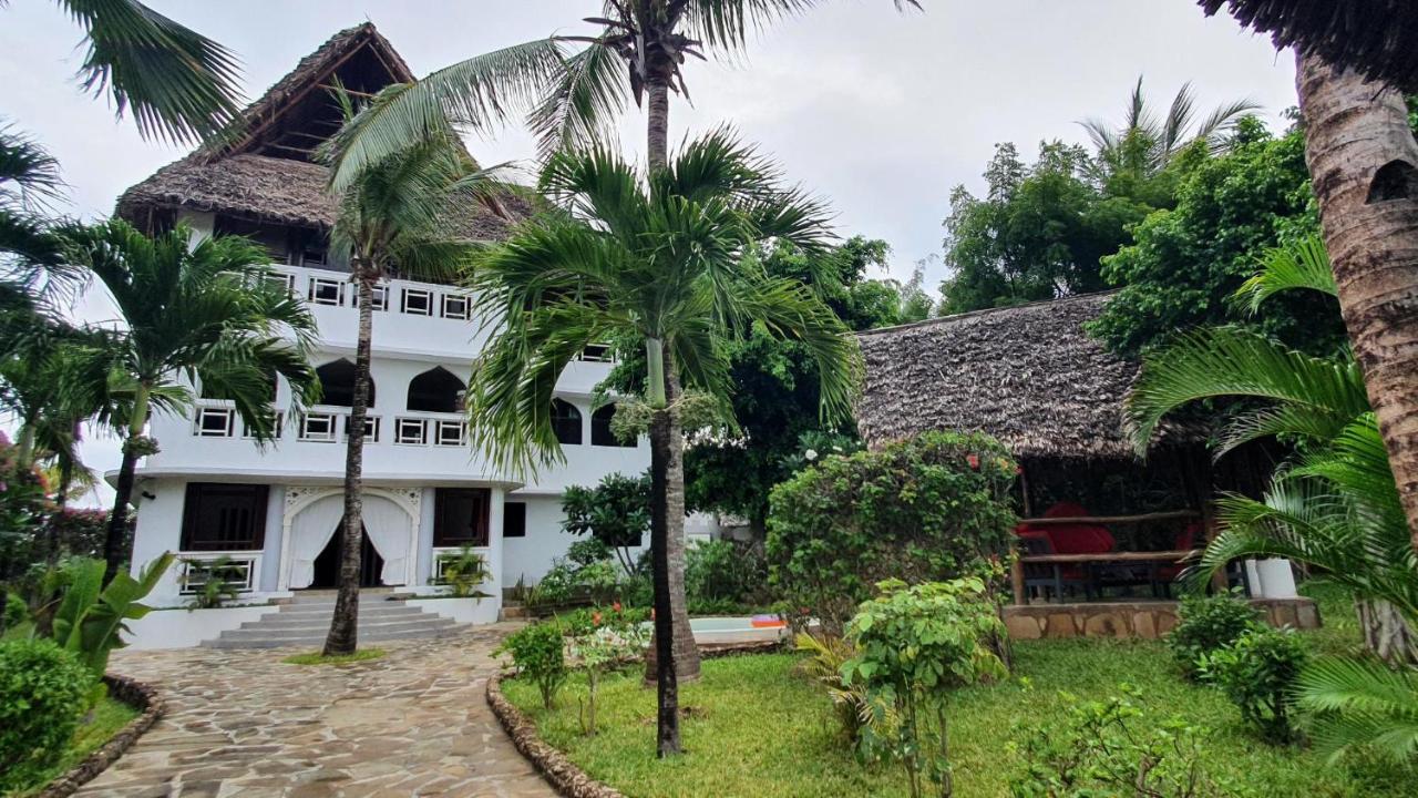 Hotel Waridi House à Watamu Extérieur photo